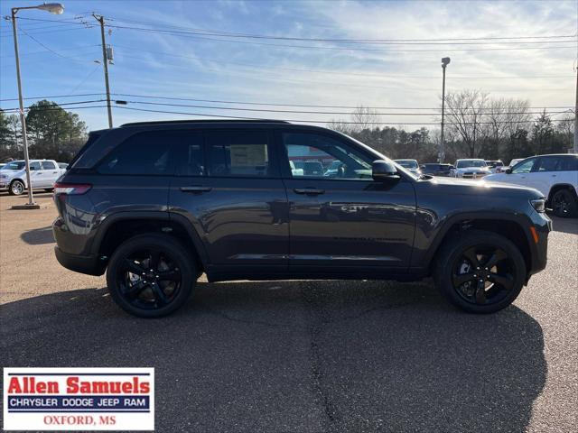 new 2025 Jeep Grand Cherokee car, priced at $46,175