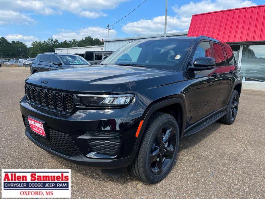 new 2024 Jeep Grand Cherokee car, priced at $48,050