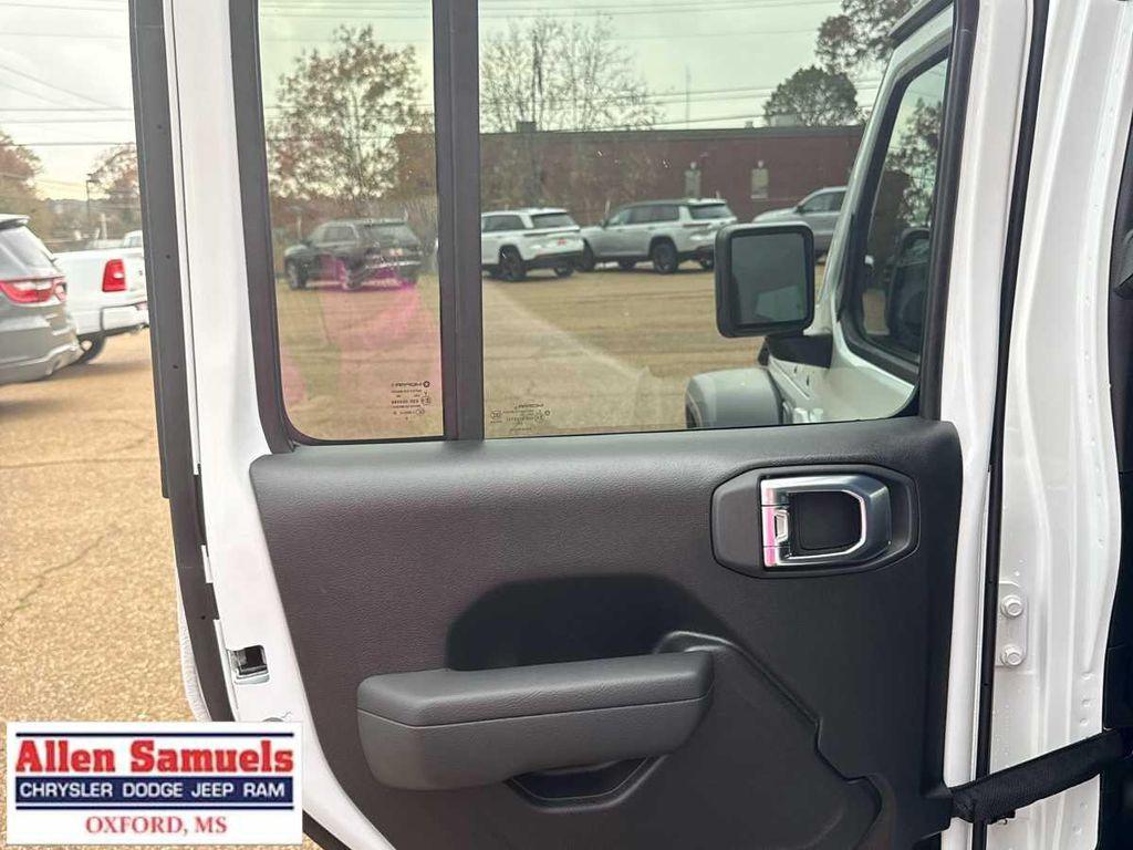 new 2026 Jeep Wrangler car, priced at $47,290