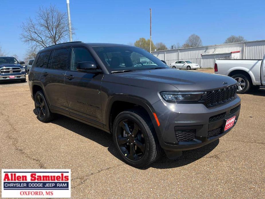 new 2024 Jeep Grand Cherokee L car, priced at $51,670