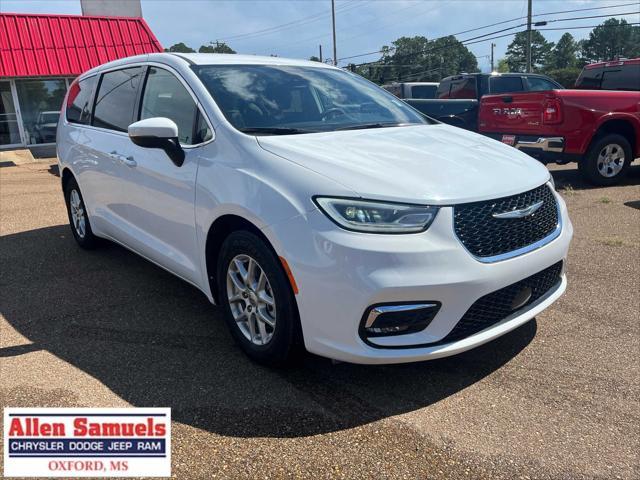 used 2023 Chrysler Pacifica car, priced at $26,547