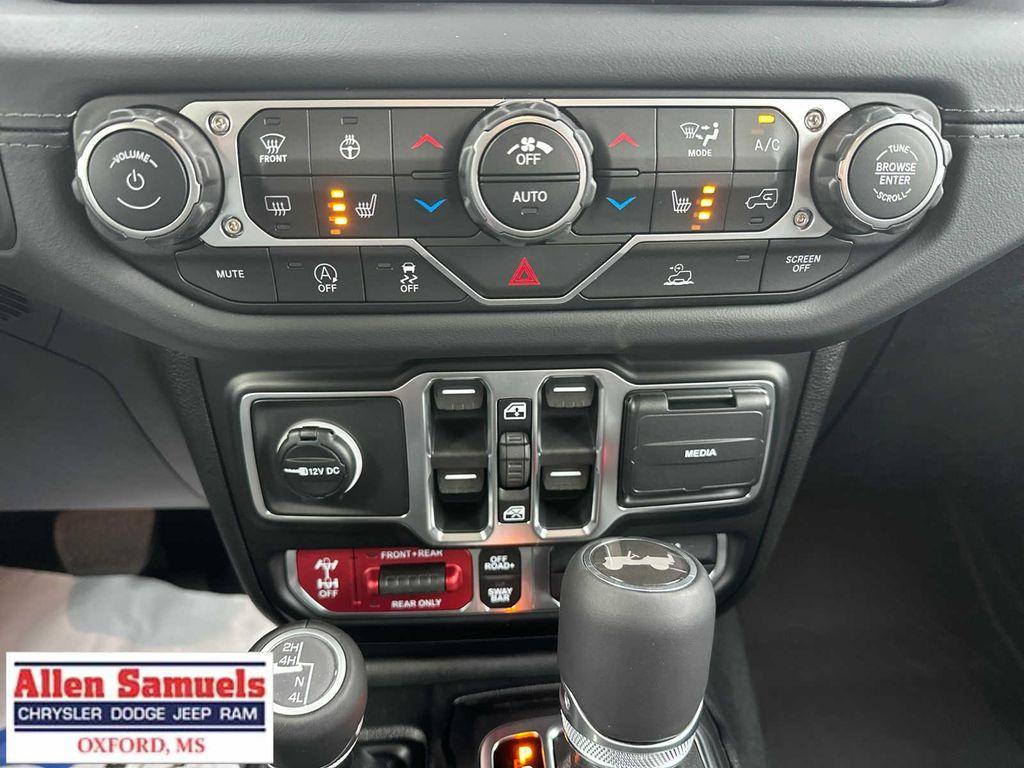 new 2026 Jeep Wrangler car, priced at $66,220