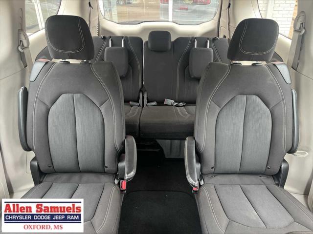 used 2023 Chrysler Voyager car