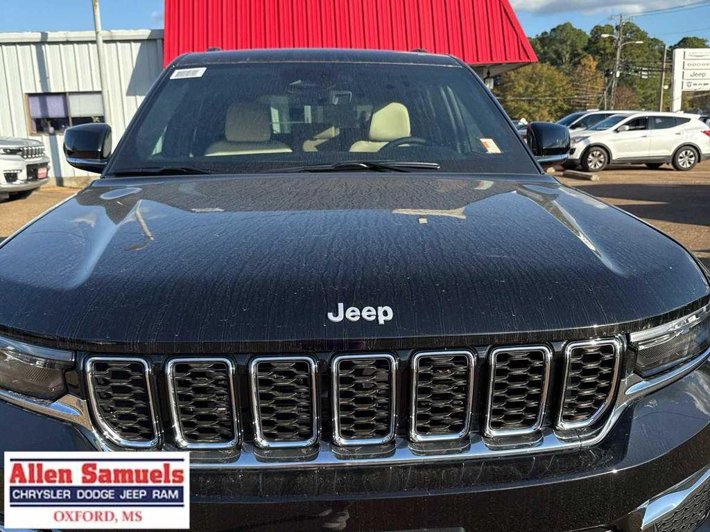 new 2025 Jeep Grand Cherokee car, priced at $50,120