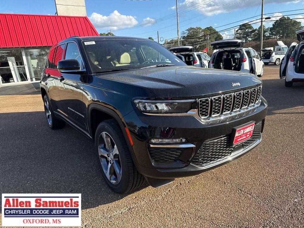 new 2025 Jeep Grand Cherokee car, priced at $50,120
