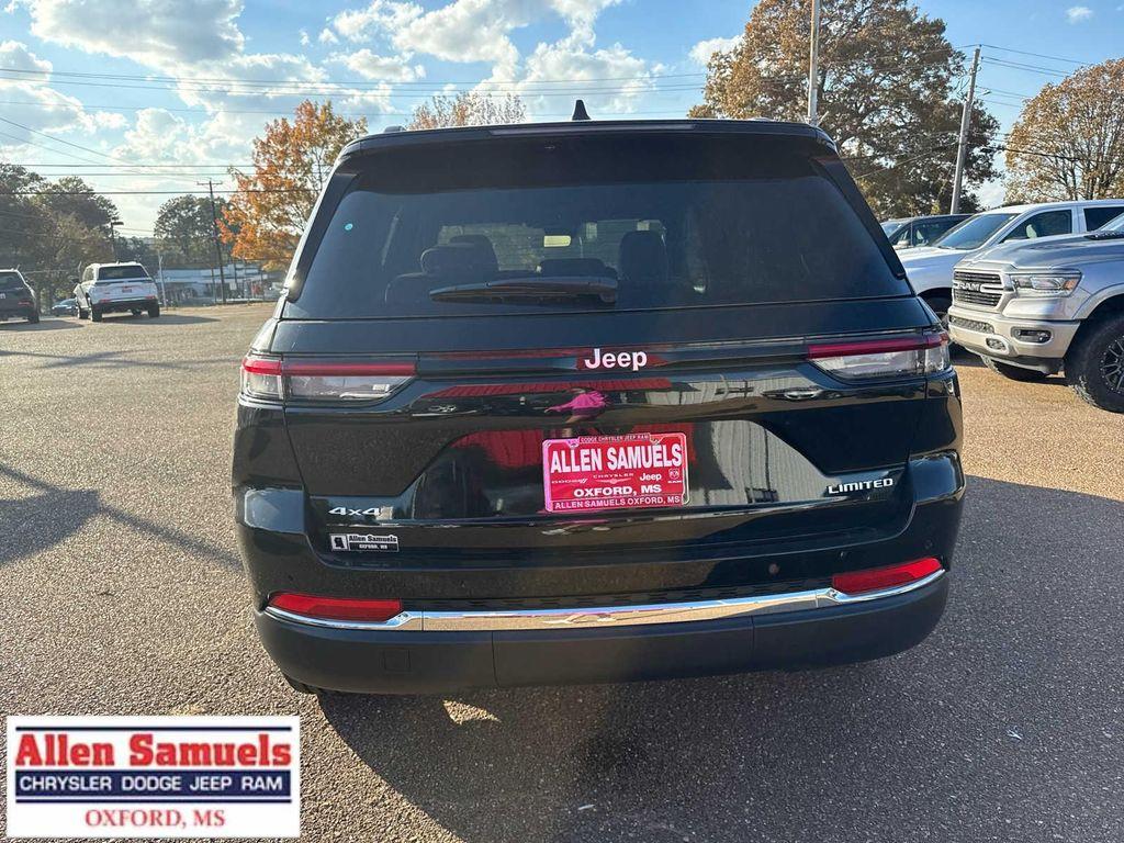 new 2025 Jeep Grand Cherokee car, priced at $50,120