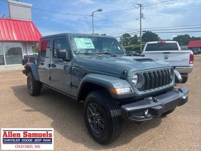 new 2025 Jeep Gladiator car, priced at $49,700