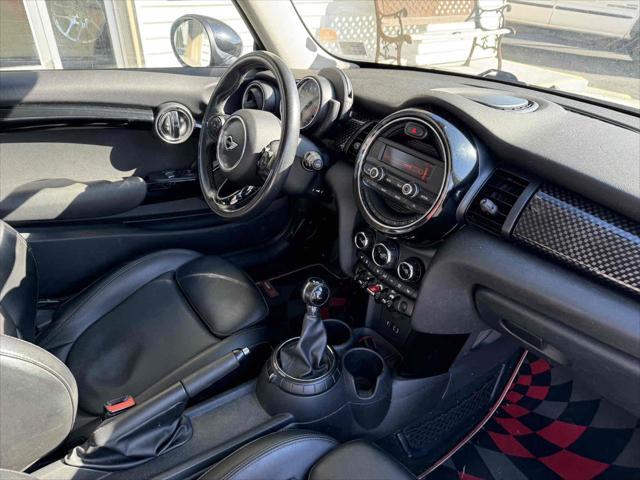 used 2015 MINI Hardtop car, priced at $10,995