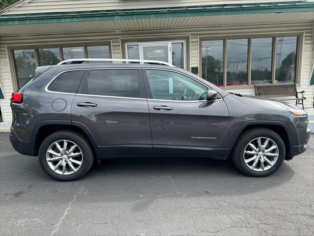 used 2017 Jeep Cherokee car, priced at $16,995