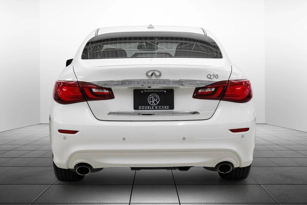 used 2015 INFINITI Q70 car, priced at $18,500