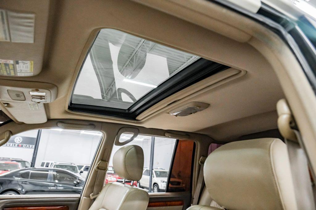 used 2000 Lexus LX 470 car, priced at $13,795