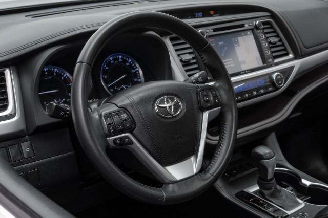 used 2015 Toyota Highlander car, priced at $15,850