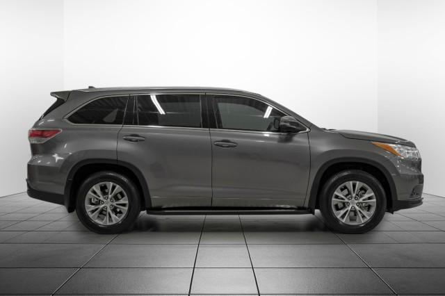 used 2015 Toyota Highlander car, priced at $15,850