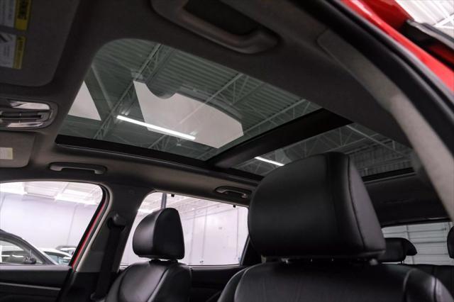 used 2020 Hyundai Santa Fe car, priced at $15,995