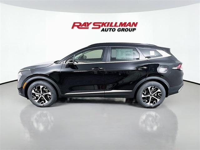 new 2025 Kia Sportage car, priced at $32,490