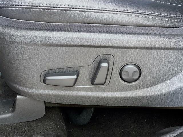 used 2023 Hyundai Santa Fe car, priced at $27,975