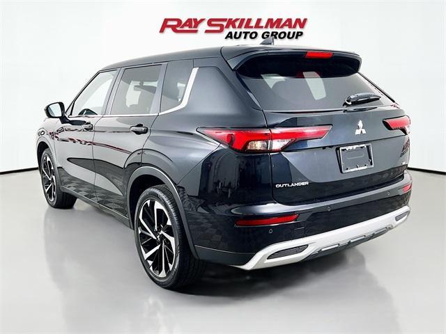 used 2024 Mitsubishi Outlander car, priced at $26,975