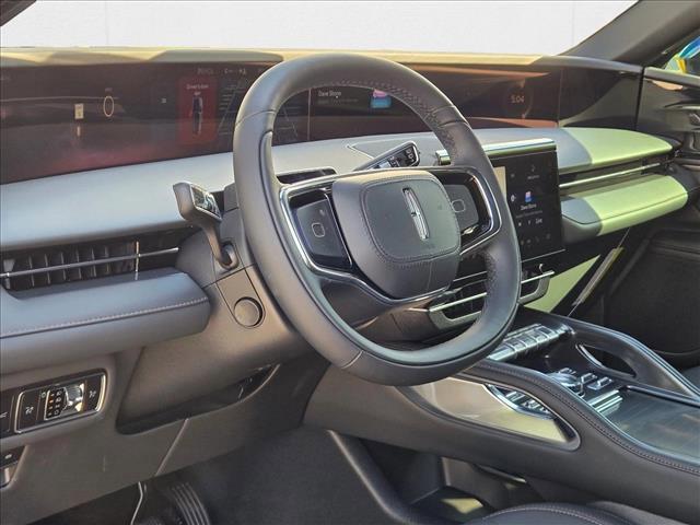 new 2025 Lincoln Nautilus car, priced at $61,104