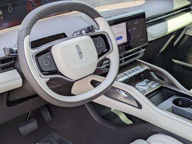 new 2025 Lincoln Nautilus car, priced at $68,641