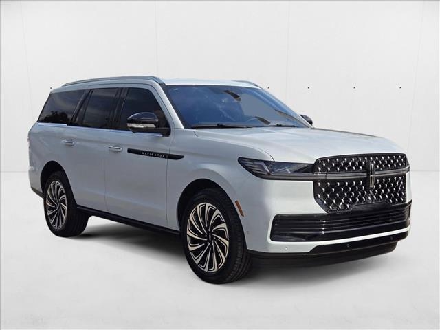 new 2025 Lincoln Navigator car, priced at $116,527