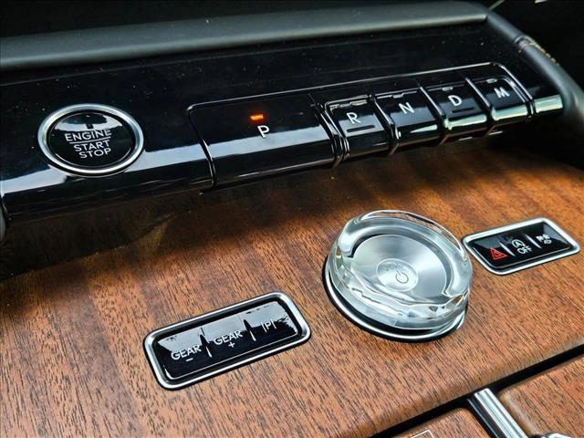 new 2025 Lincoln Navigator car, priced at $116,527