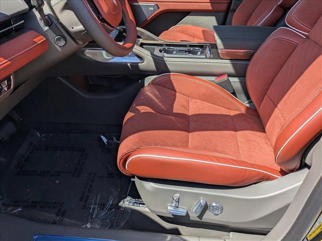 new 2025 Lincoln Nautilus car, priced at $70,319