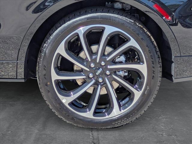new 2025 Lincoln Nautilus car, priced at $70,319