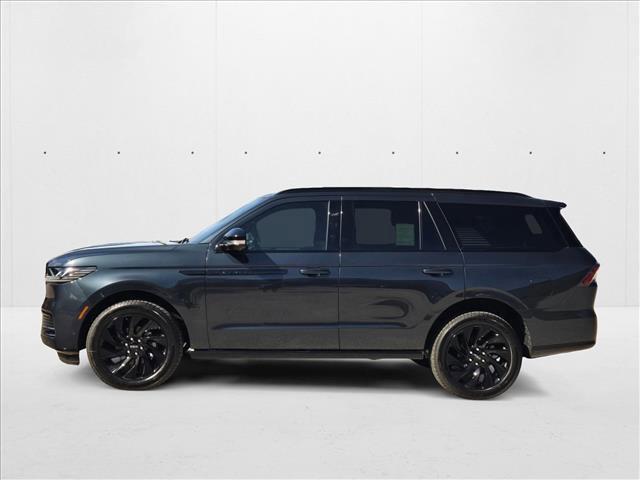new 2025 Lincoln Navigator car, priced at $101,293
