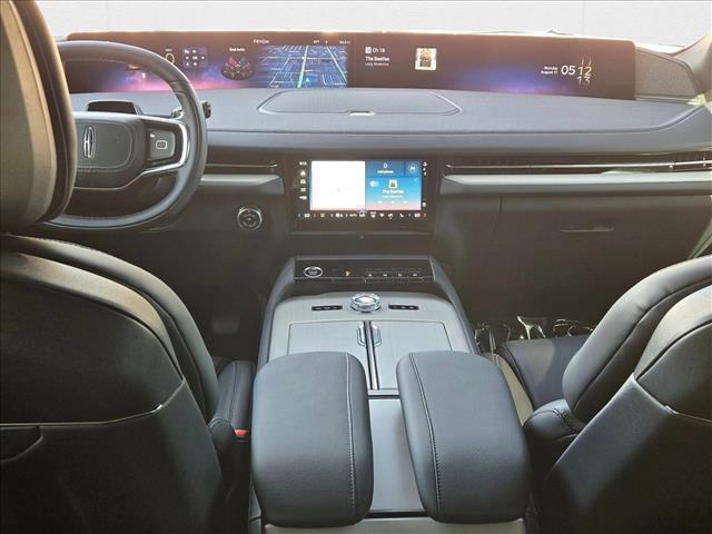 new 2025 Lincoln Navigator car, priced at $101,293