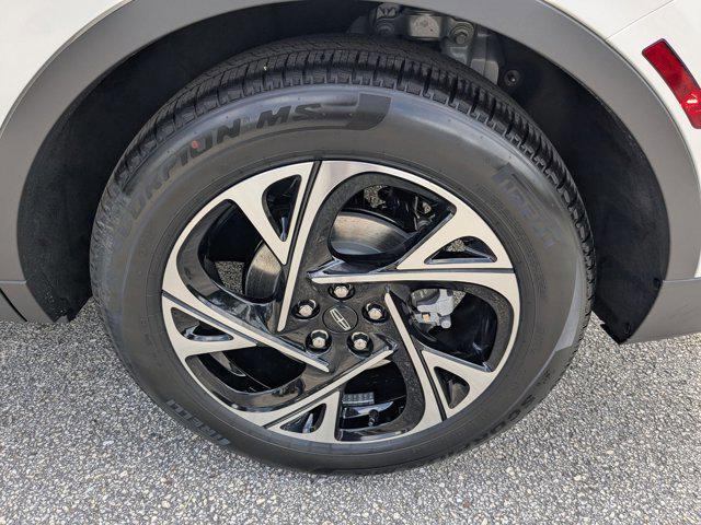 new 2025 Lincoln Nautilus car, priced at $54,063