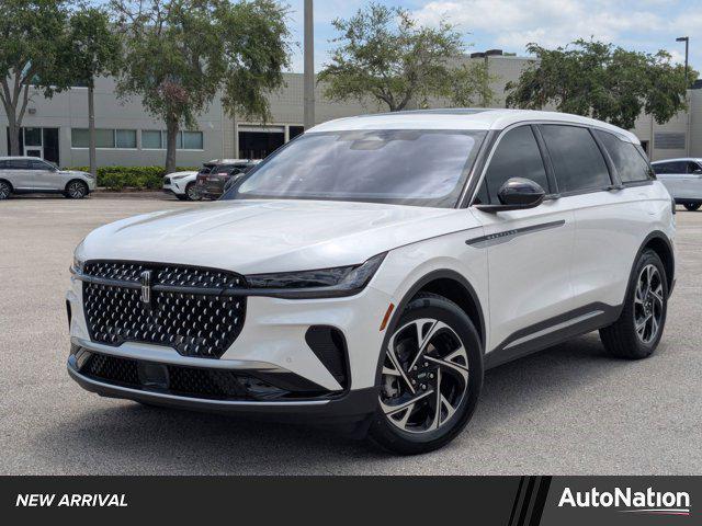 new 2025 Lincoln Nautilus car, priced at $54,063