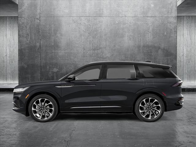 new 2025 Lincoln Nautilus car, priced at $68,639