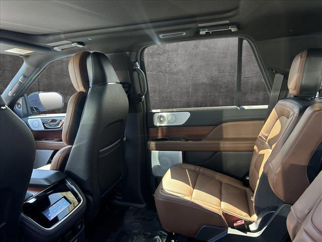 new 2024 Lincoln Navigator car, priced at $99,400