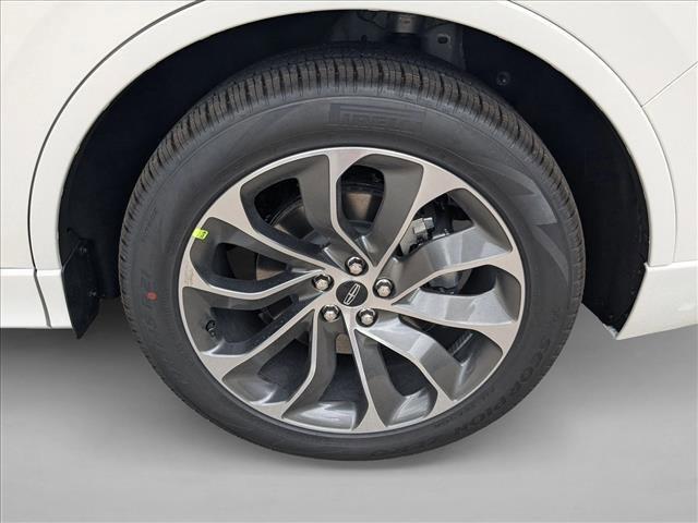 new 2025 Lincoln Aviator car, priced at $69,999