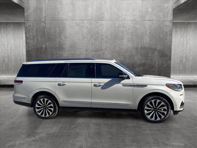 new 2024 Lincoln Navigator car, priced at $106,891