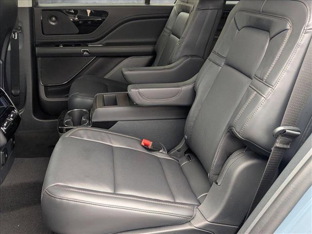 new 2025 Lincoln Aviator car, priced at $65,186