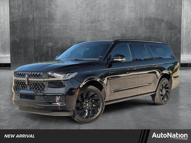 new 2025 Lincoln Navigator car, priced at $108,735