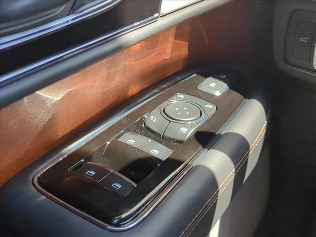 new 2024 Lincoln Navigator car, priced at $89,999