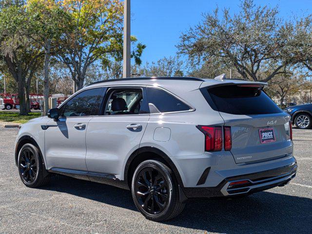 used 2023 Kia Sorento car, priced at $33,633