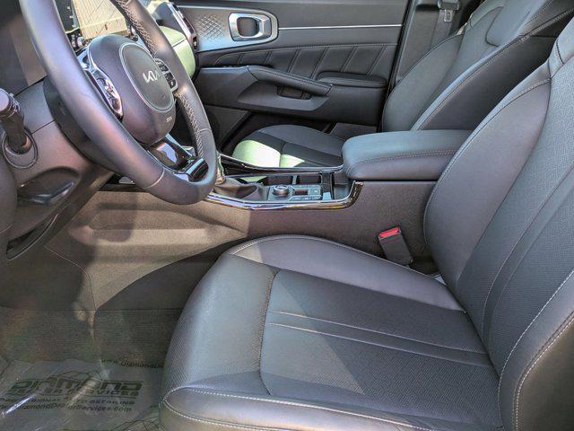 used 2023 Kia Sorento car, priced at $33,633