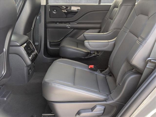 new 2025 Lincoln Aviator car, priced at $60,923