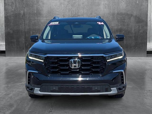 used 2025 Honda Pilot car, priced at $41,952