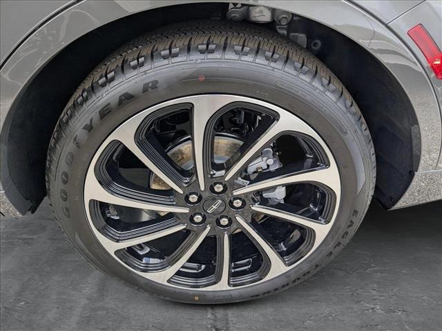 new 2025 Lincoln Nautilus car, priced at $71,999