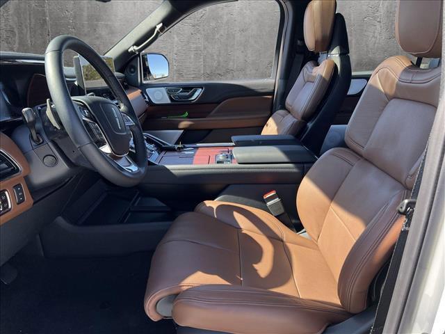 new 2024 Lincoln Navigator L car, priced at $104,298
