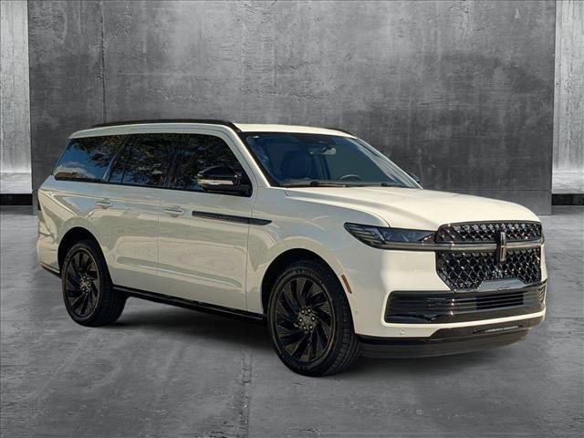 new 2025 Lincoln Navigator car, priced at $109,499