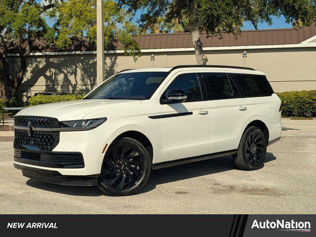 new 2025 Lincoln Navigator car, priced at $109,499