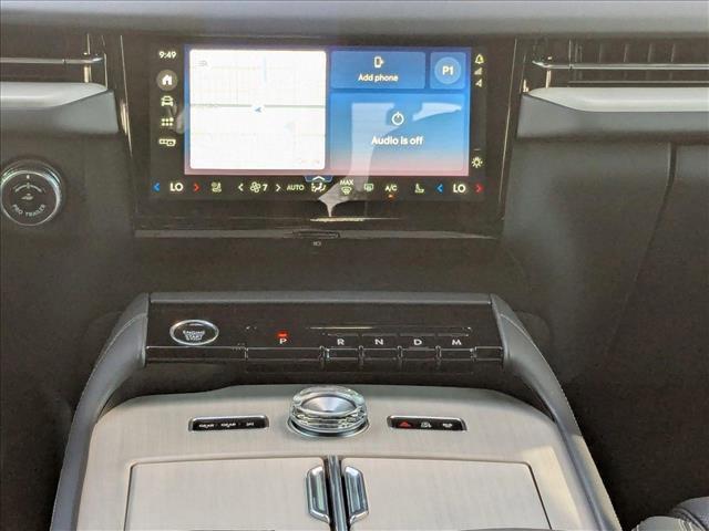 new 2025 Lincoln Navigator car, priced at $109,499