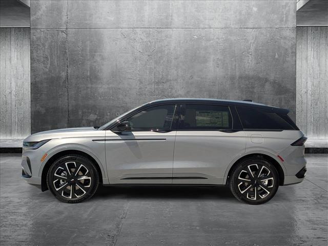 new 2025 Lincoln Nautilus car, priced at $63,081