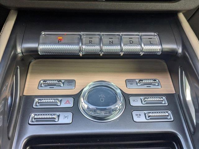 new 2025 Lincoln Nautilus car, priced at $61,336