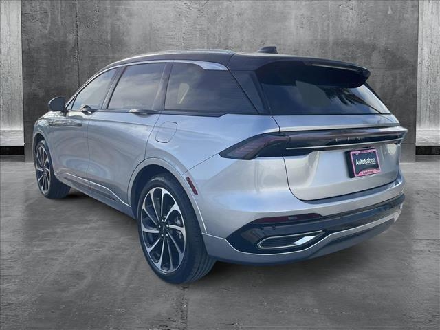 new 2025 Lincoln Nautilus car, priced at $75,645